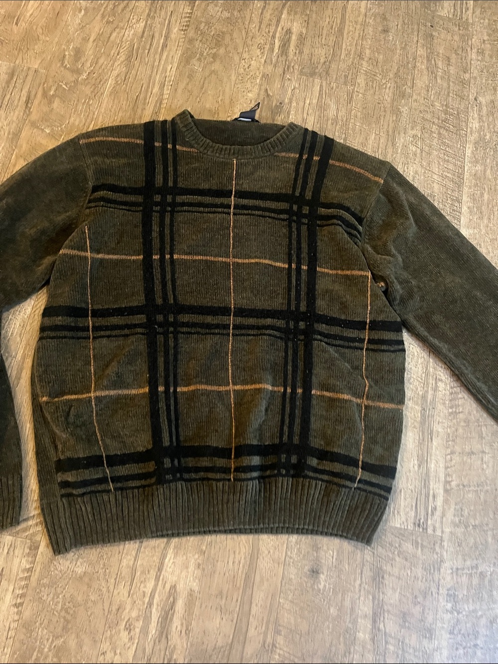 Dockers Olive Green Plaid Crewneck Sweater with Black & Tan Accents Men’s